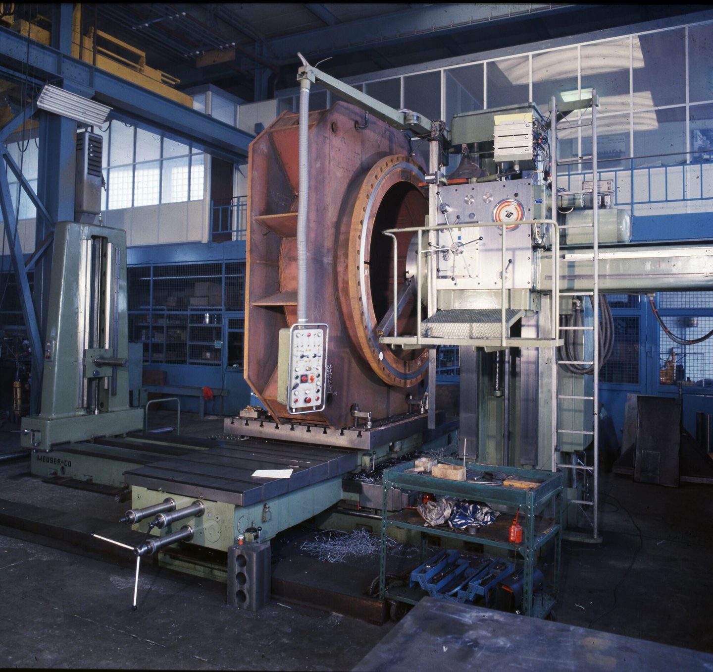 Kotterbank in machinewerkplaats van Gentse Metaalwerken in Gent