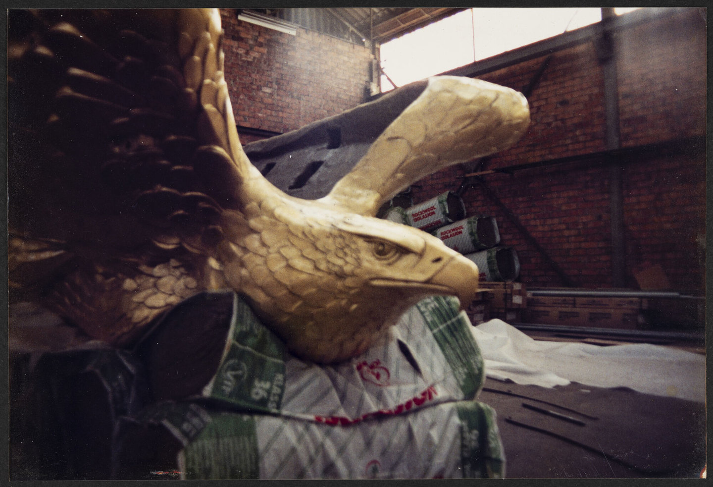 Assemblage van schip in montagehal van Scheepswerven Langerbrugge in Gent