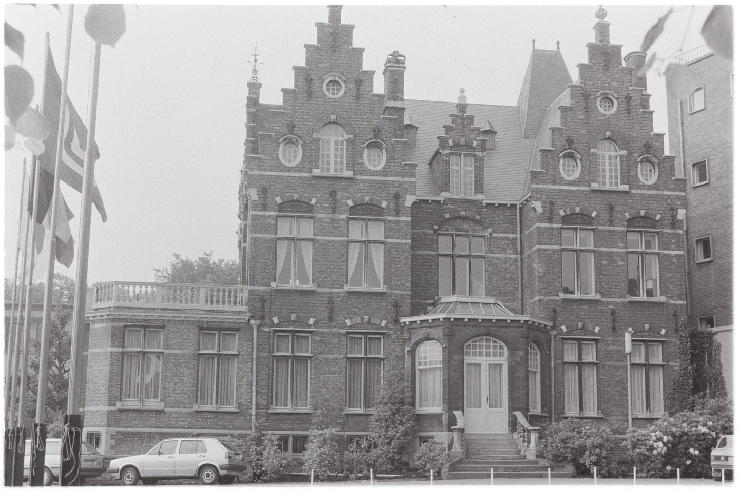 Kantoren van staaldraadfabriek Bekaert nv in Zwevegem