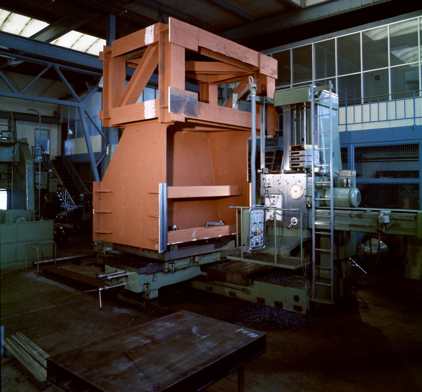 Kotterbank in machinewerkplaats van Gentse Metaalwerken in Gent