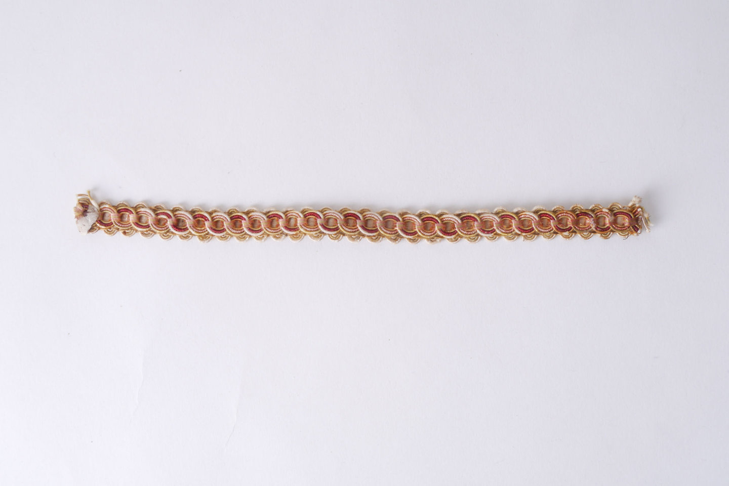 Crête als ornament voor het vervaardigen van passement