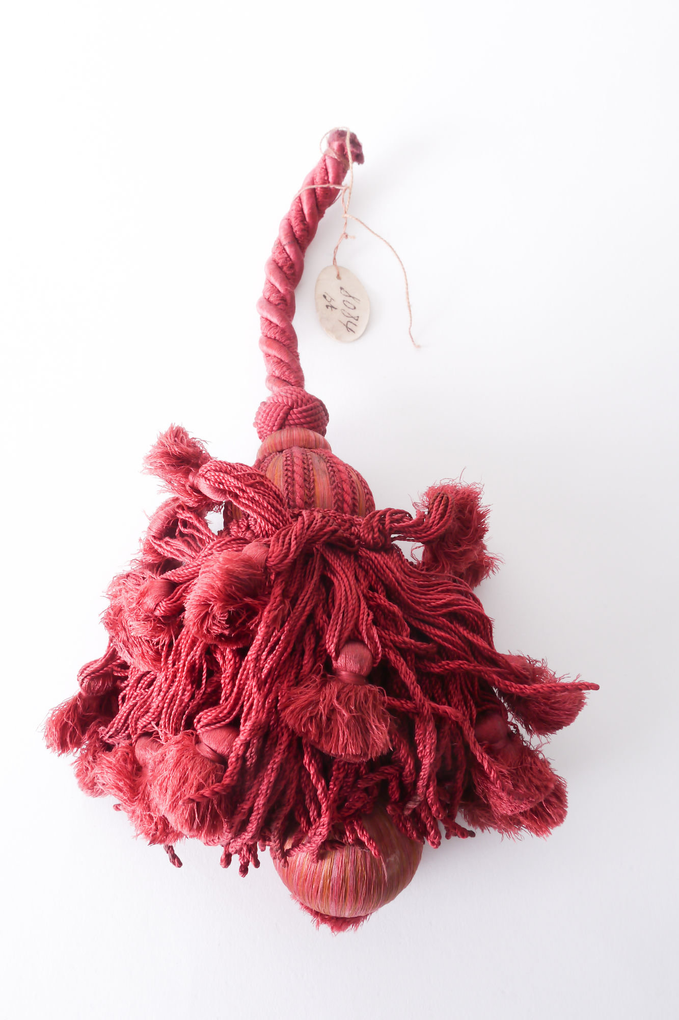 Gland of kwast met vorm, keel en rok