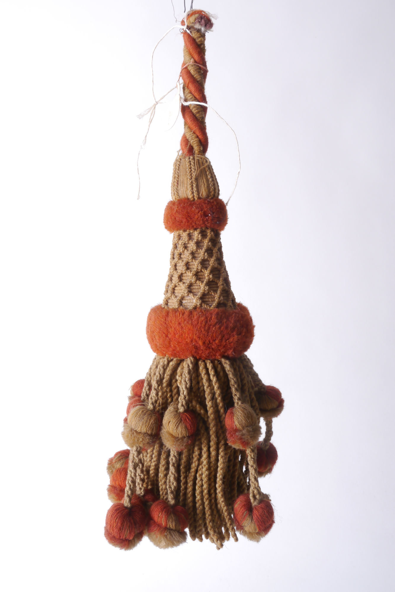 Gland of kwast met vorm, keel en rok