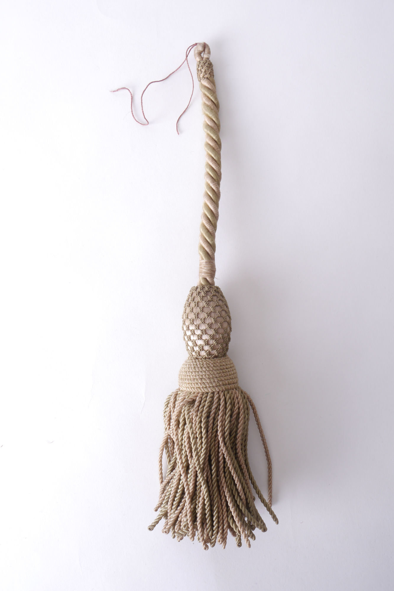 Gland of kwast met vorm, keel en rok