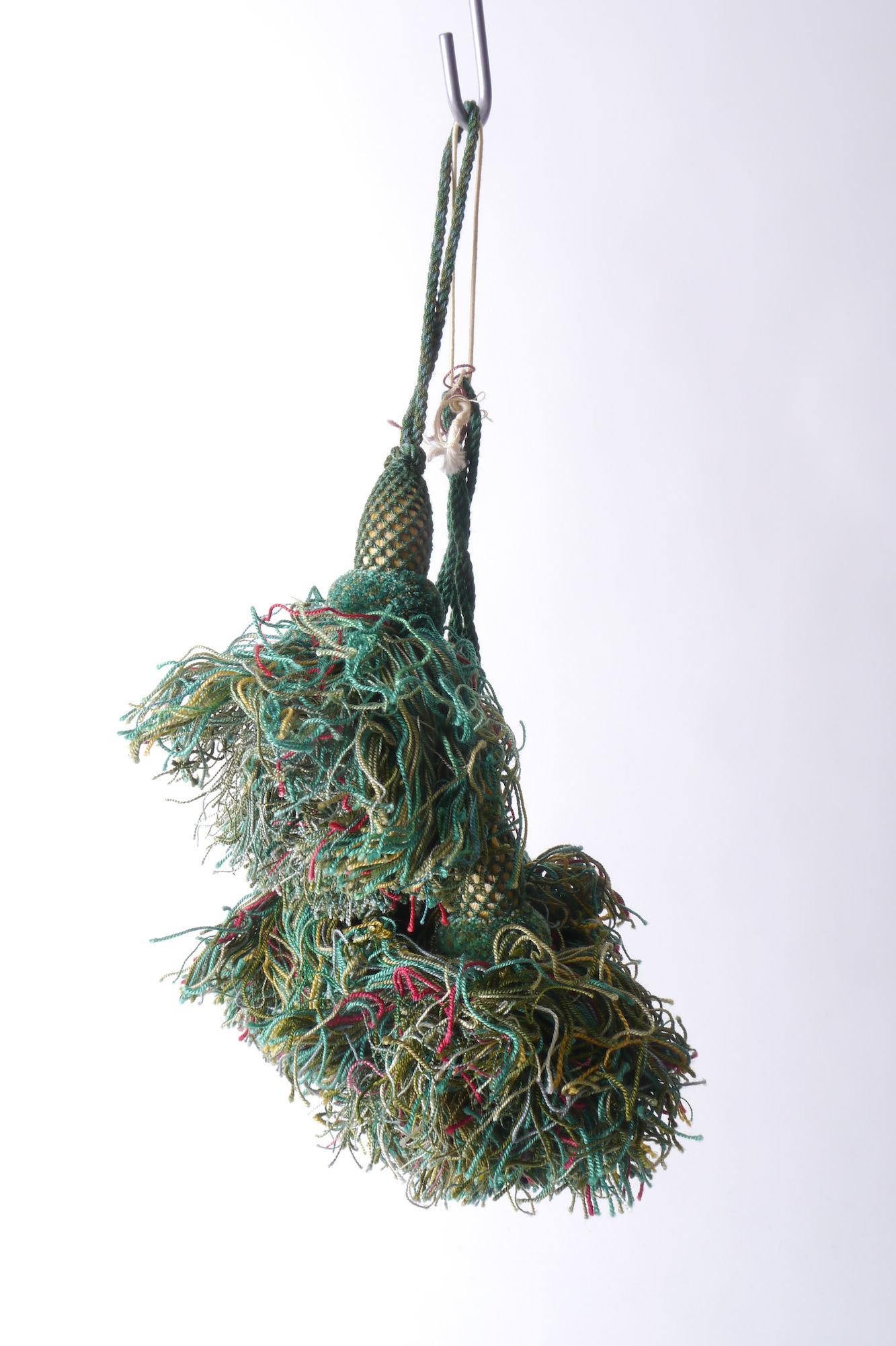 Gland of kwast met vorm, keel en rok