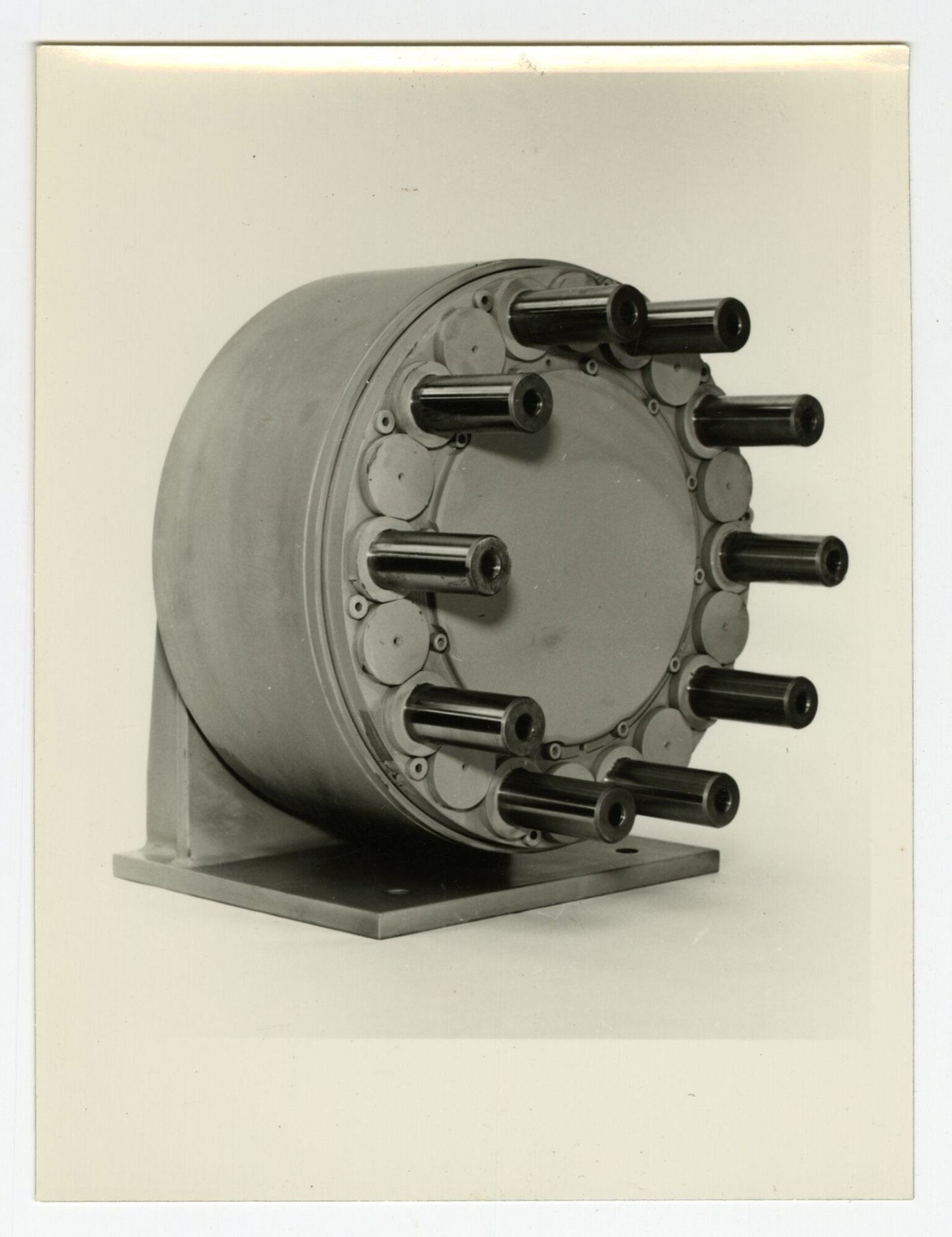 Publicatiebeeld met detail van een machineonderdeel geproduceerd door machinebouwer ACEC in Gent