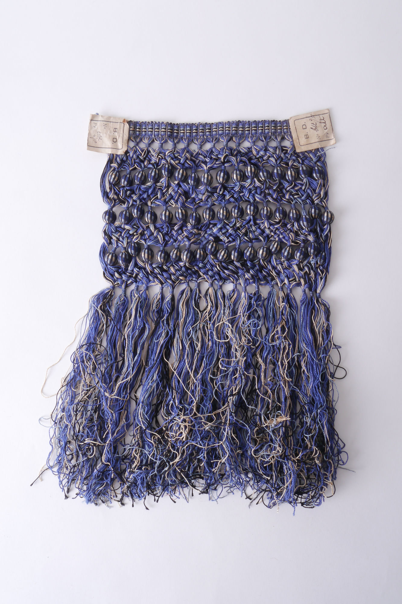 Frange als onderdeel voor het vervaardigen van passement