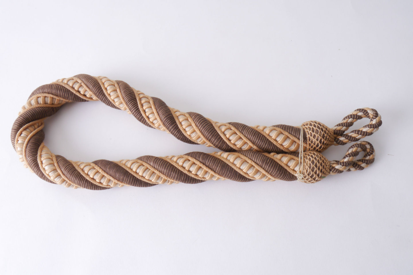 Embrasse câblée of gordijnkoord om gordijn open te houden