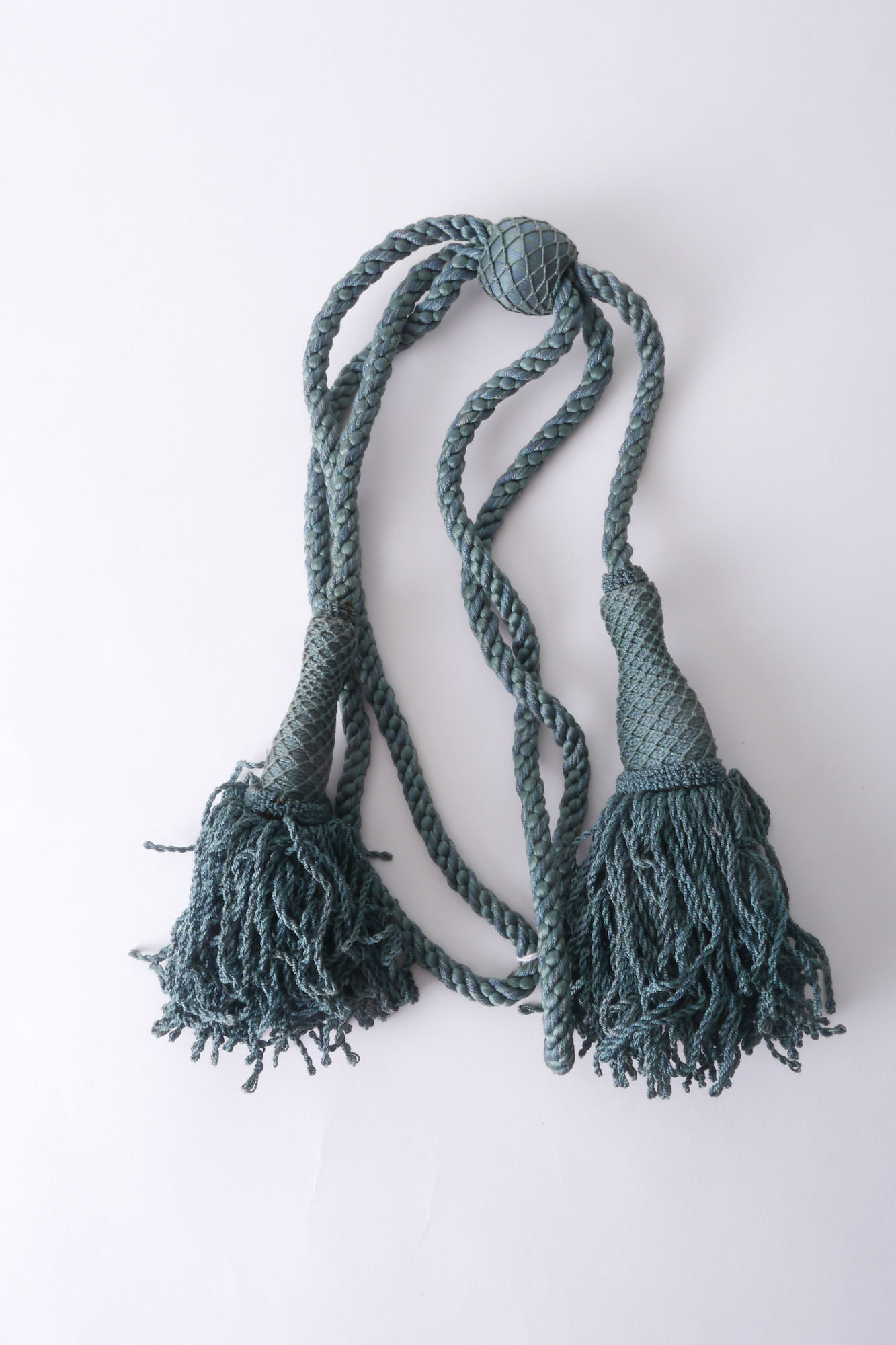 Embrasse om gordijn open te houden met 2 kwasten