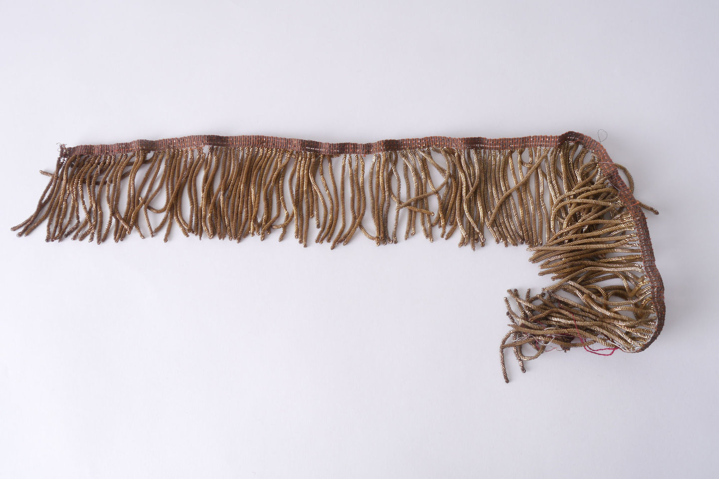 Frange als onderdeel voor het vervaardigen van passement