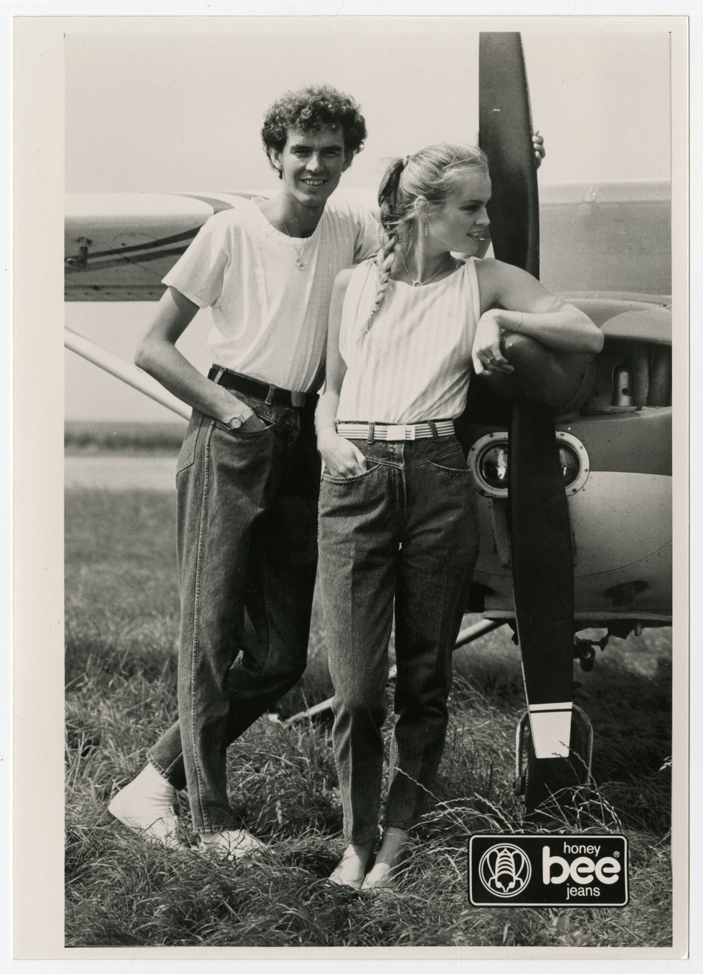 Publiciteitsfoto voor kleding van het merk Honey Bee