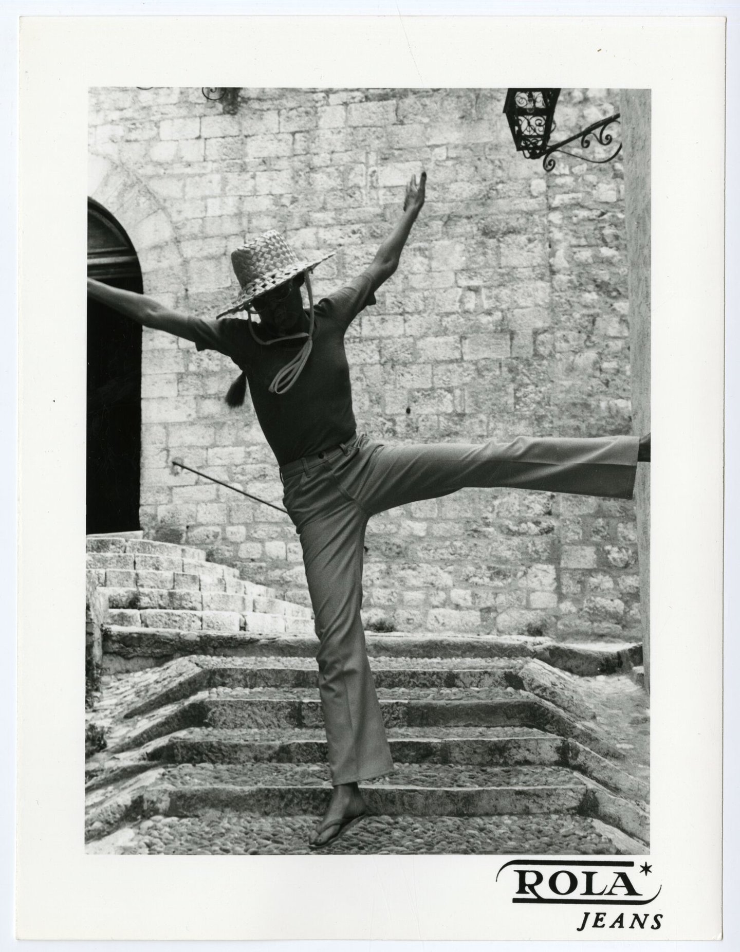 Publiciteitsfoto voor kleding van het merk Rola Jeans