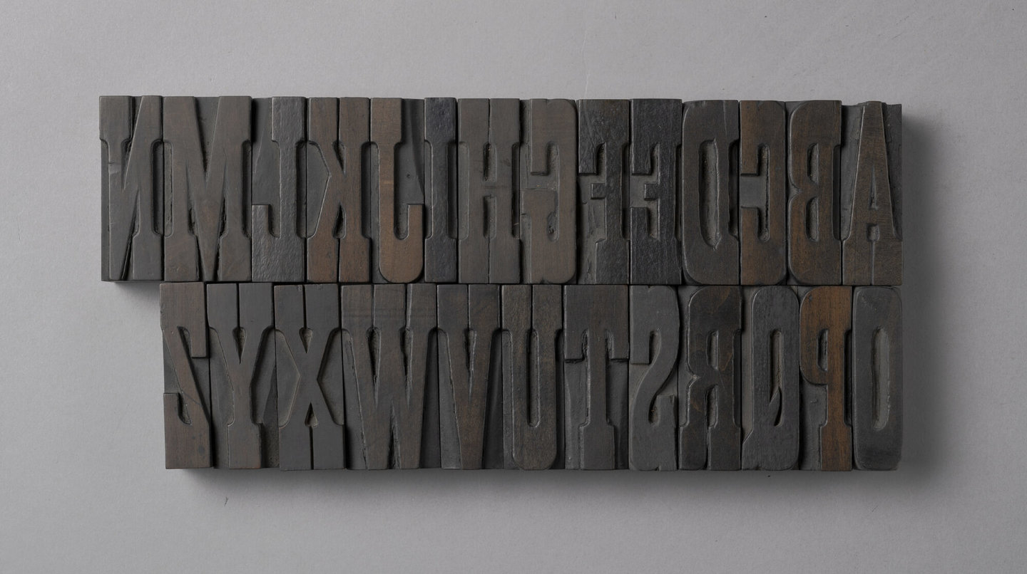 Houten drukletters van het type French Clarendon