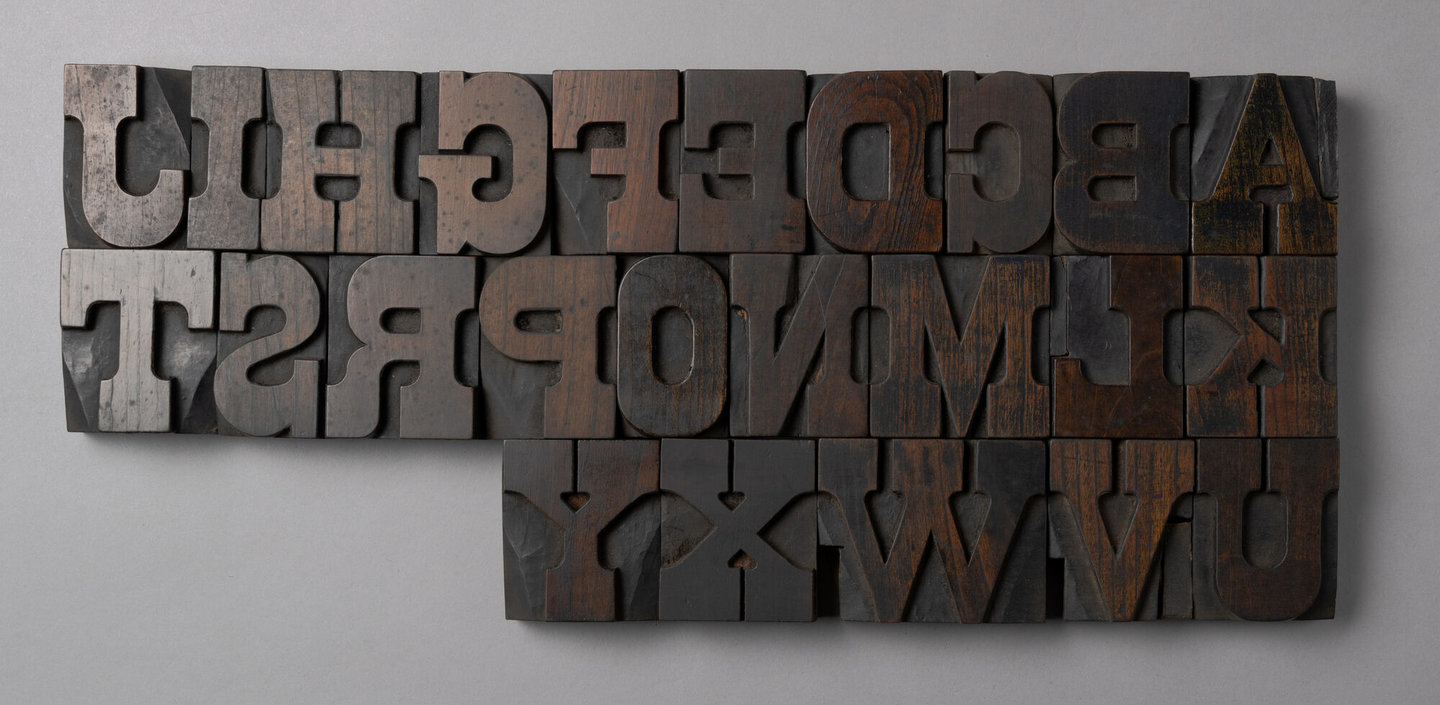 Houten drukletters van het type French Clarendon