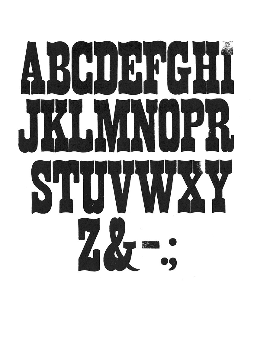 Houten drukletters van het type French Antique Curved