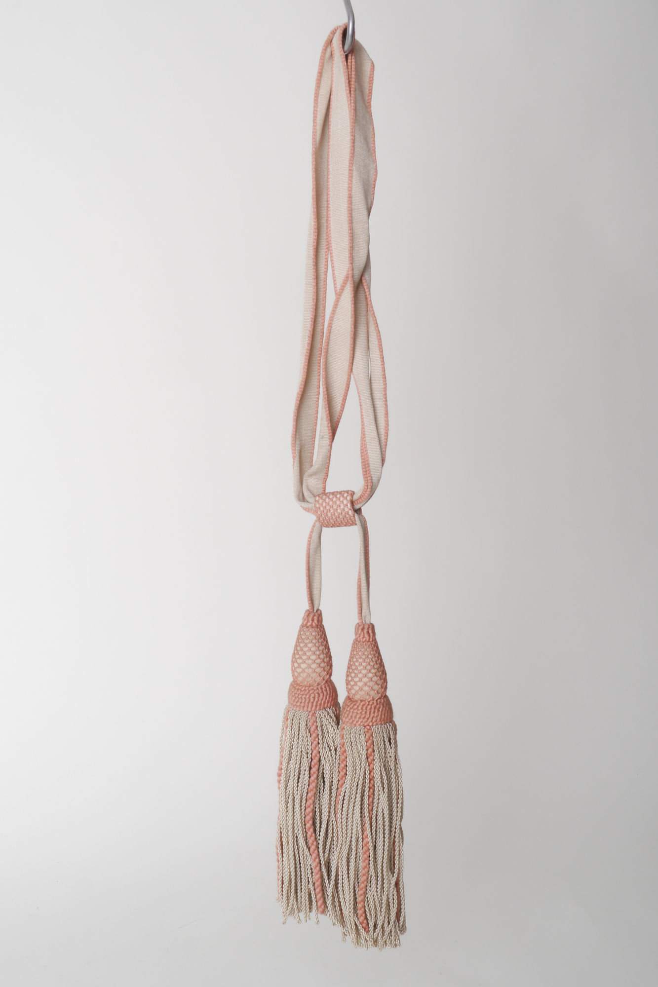 Embrasse om gordijn open te houden met 2 kwasten