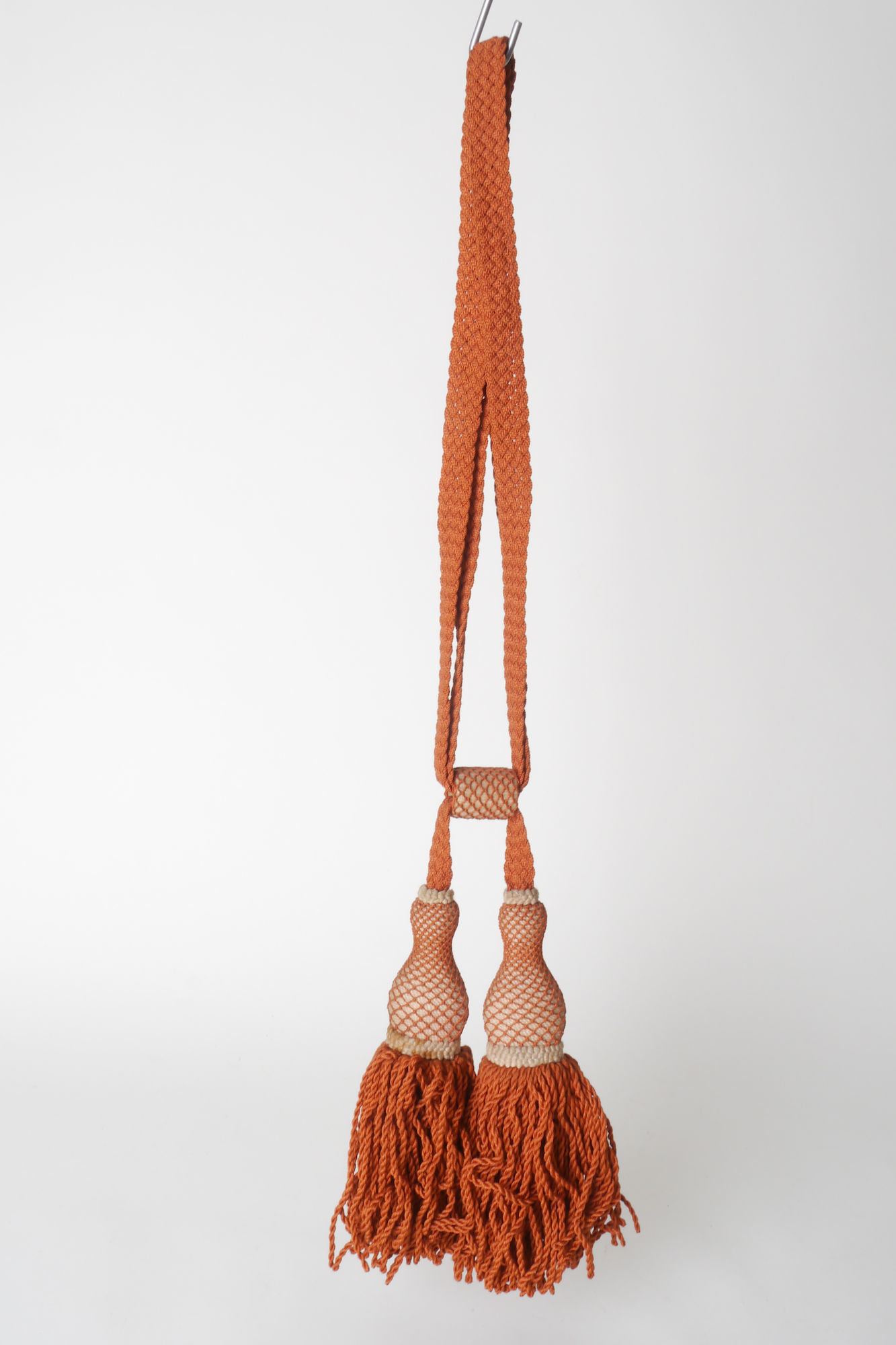 Embrasse om gordijn open te houden met 2 kwasten