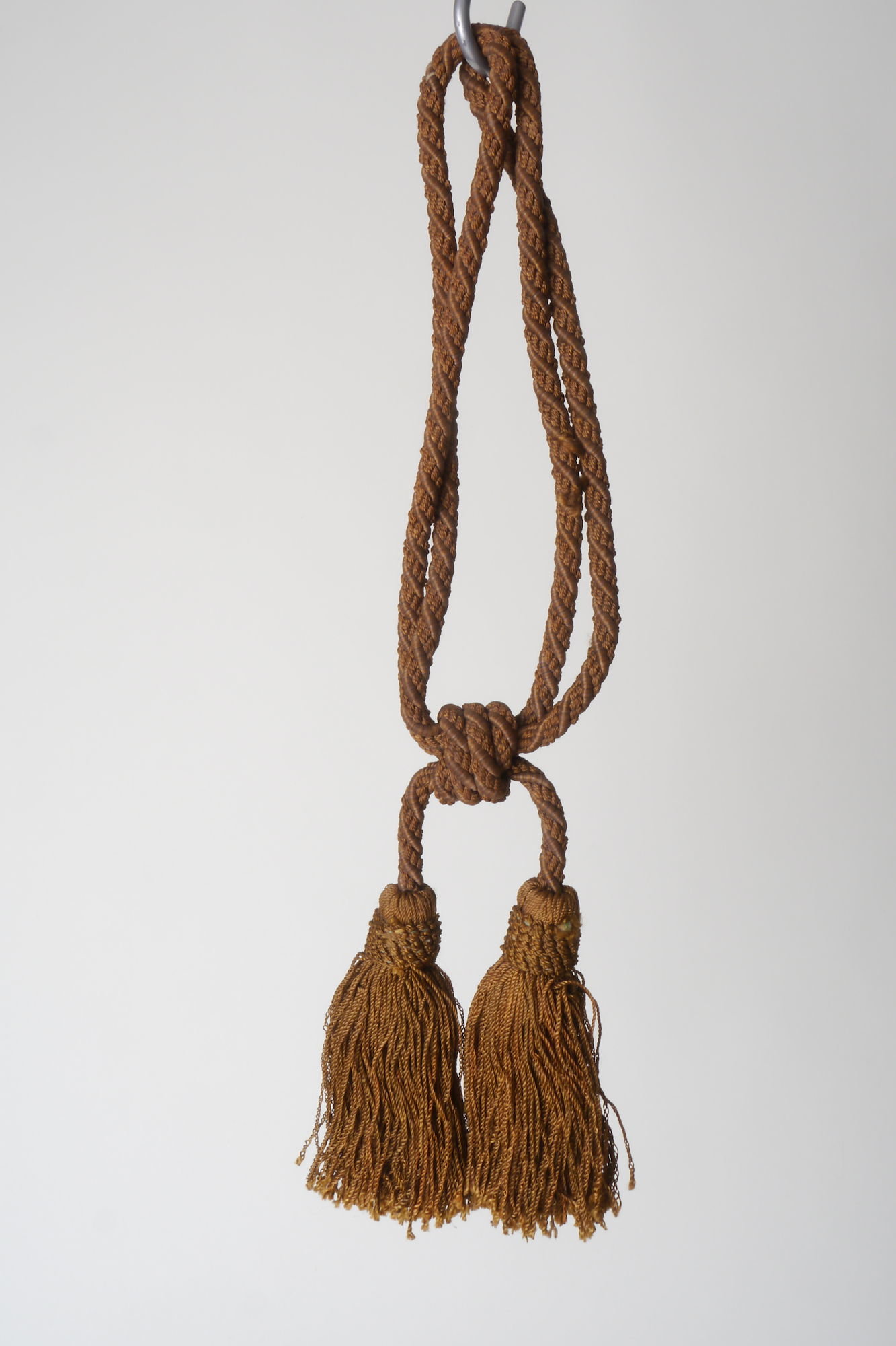 Embrasse om gordijn open te houden met 2 kwasten