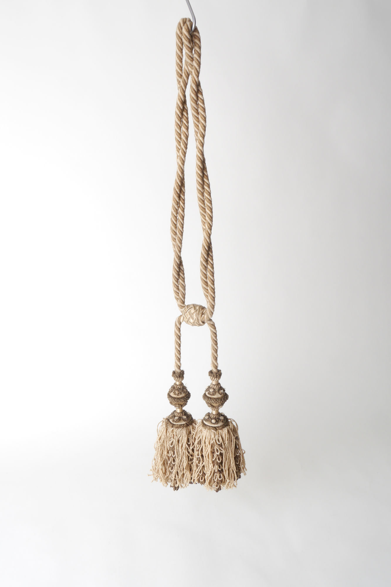 Embrasse om gordijn open te houden met 2 kwasten