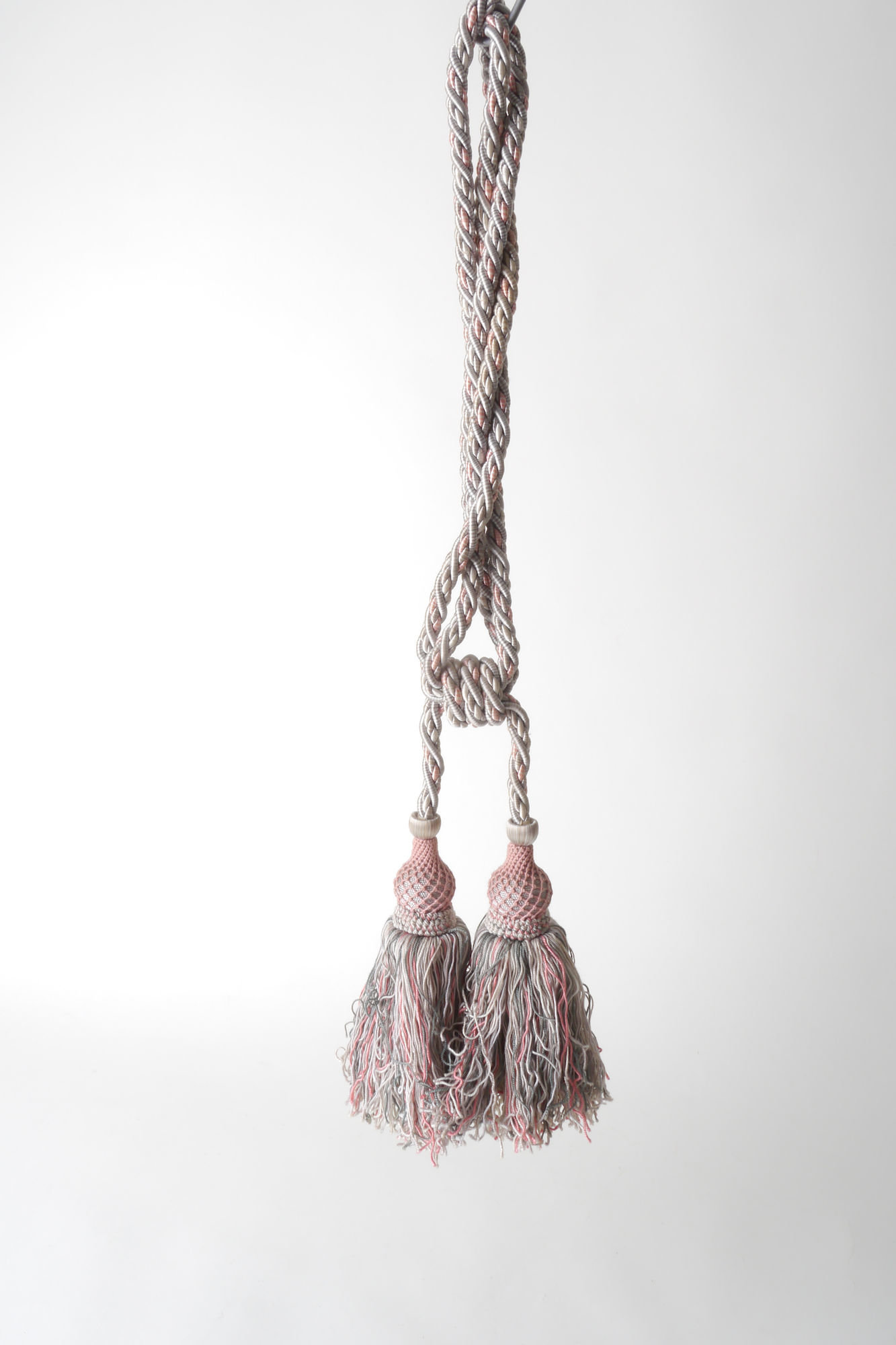 Embrasse om gordijn open te houden met 2 kwasten