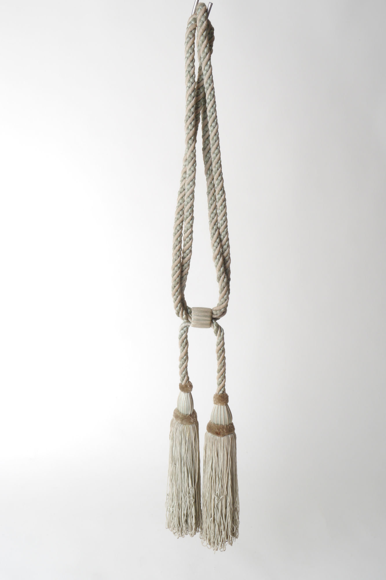 Embrasse om gordijn open te houden met 2 kwasten