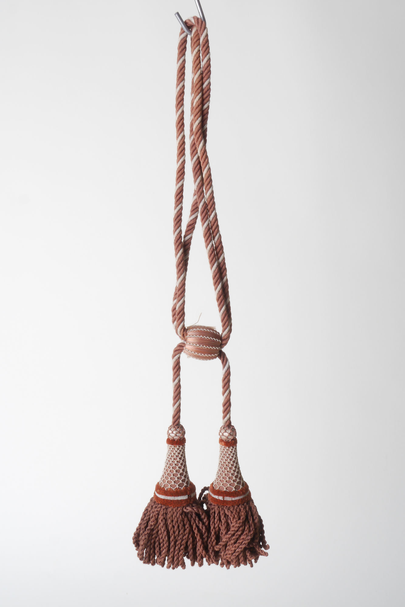 Embrasse om gordijn open te houden met 2 kwasten