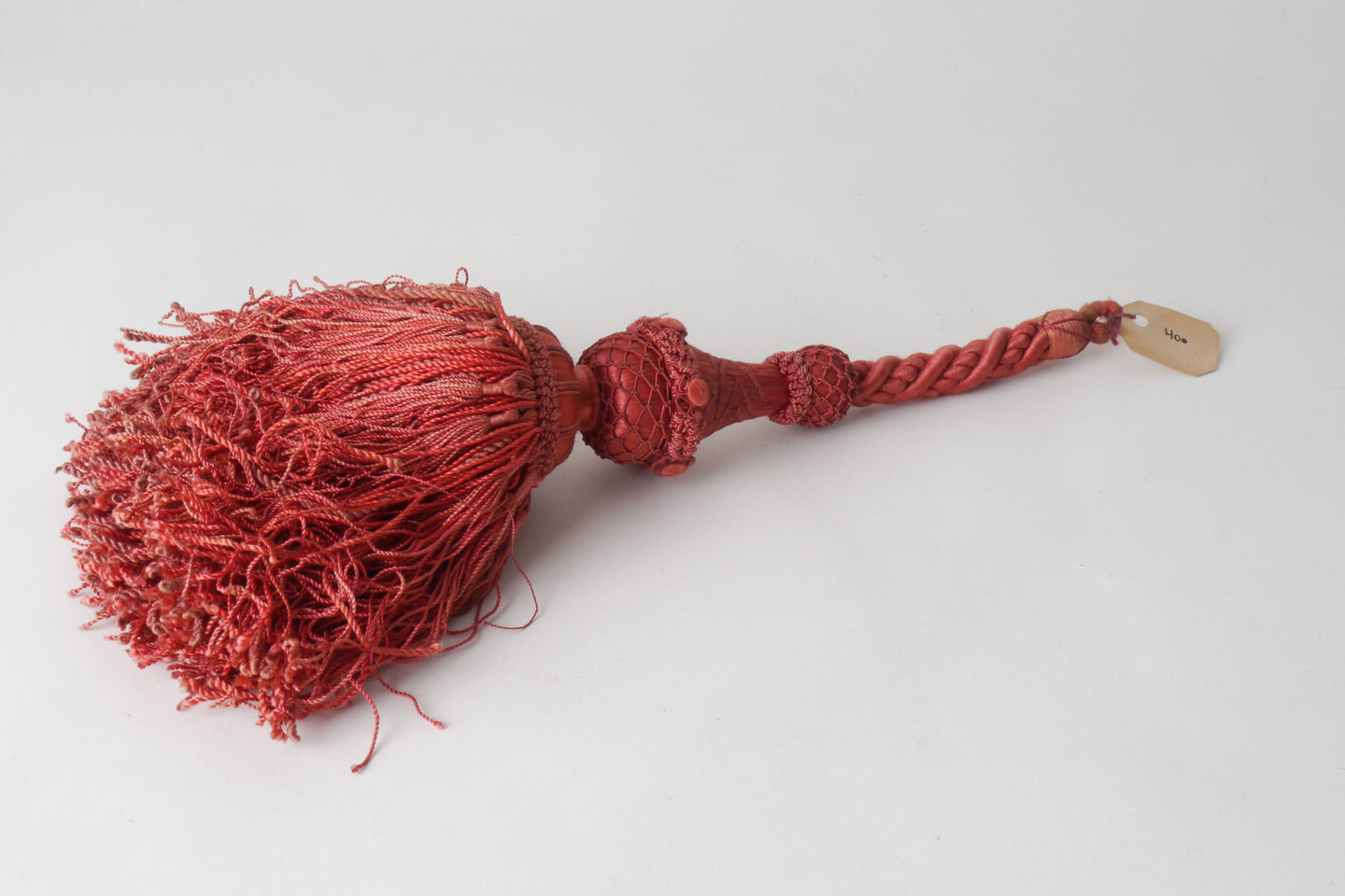 Gland of kwast met 6 vormen, keel en rok