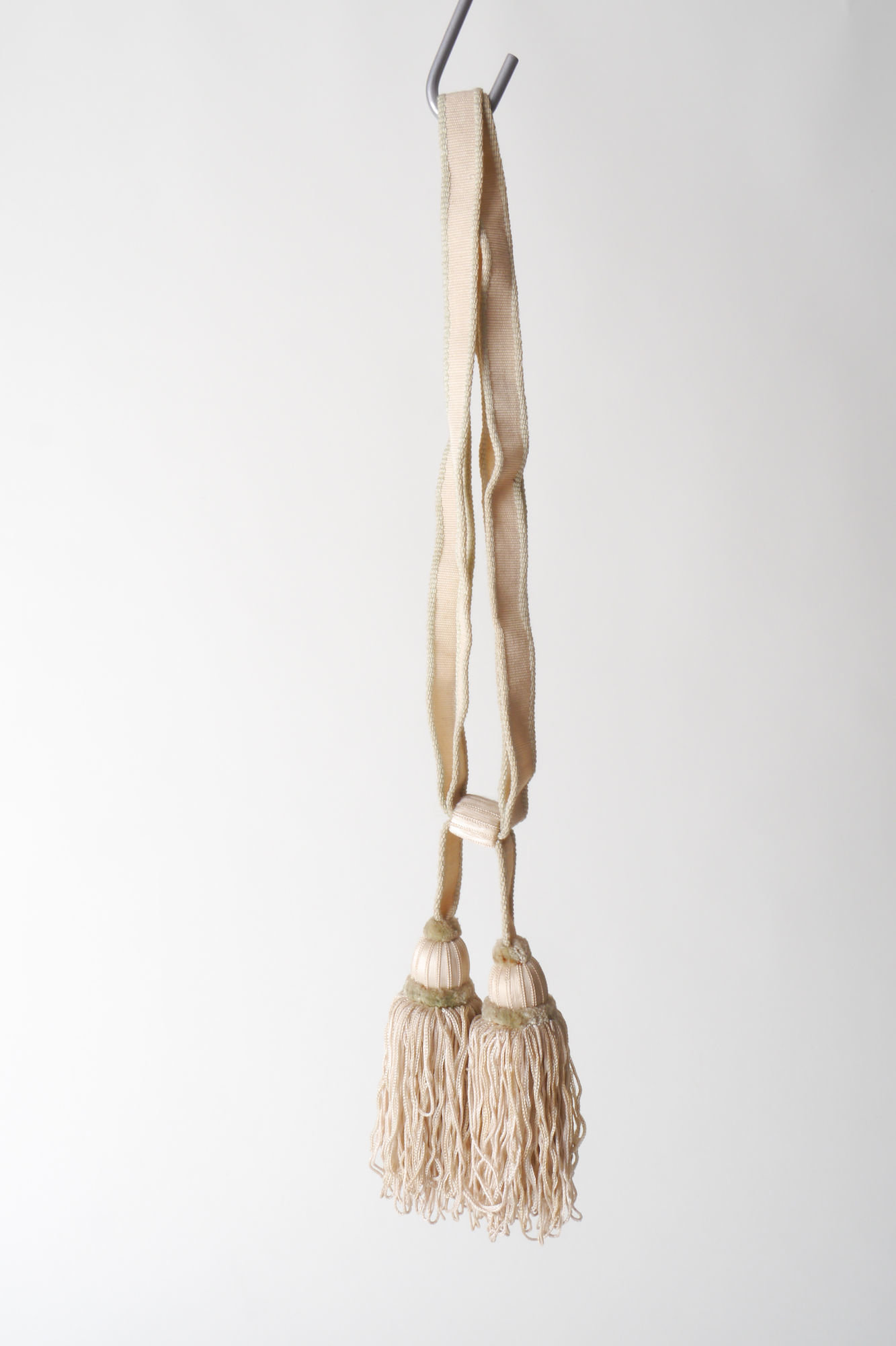 Embrasse om gordijn open te houden met 2 kwasten