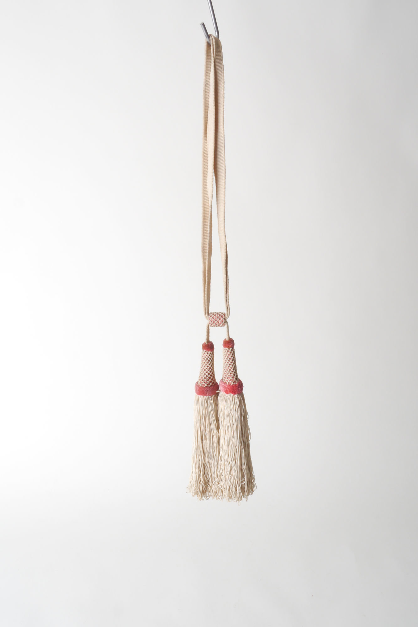 Embrasse om gordijn open te houden met 2 kwasten