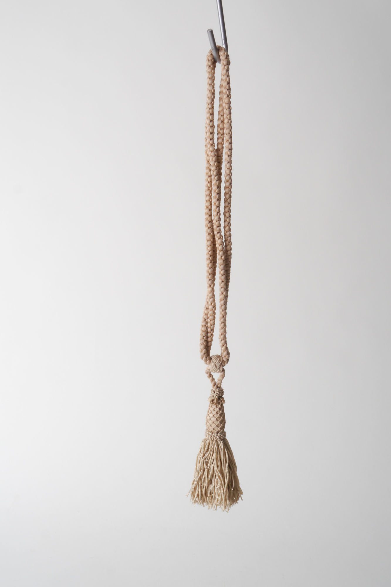 Embrasse om gordijn open te houden met 1 kwast