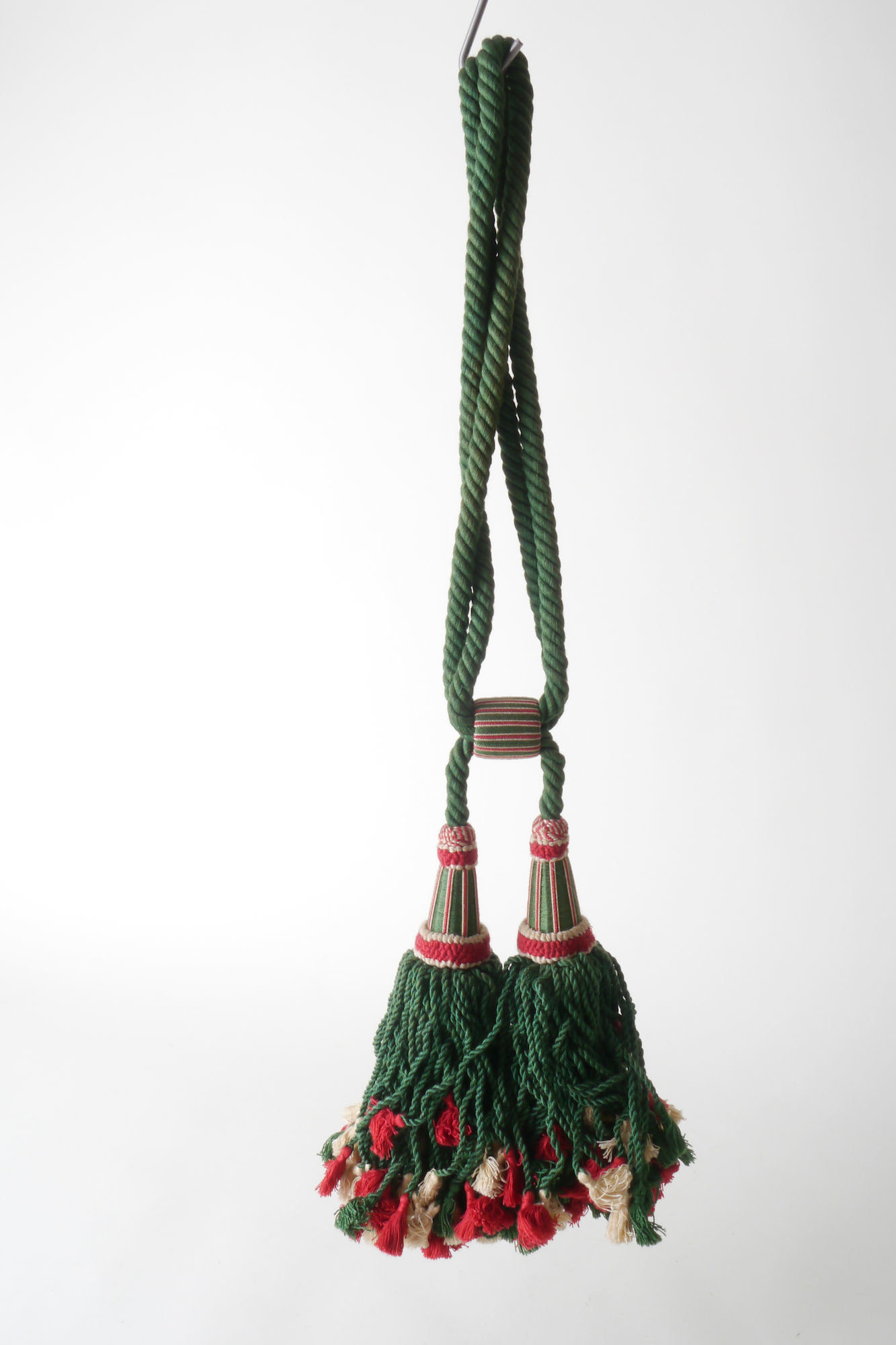 Embrasse om gordijn open te houden met 2 kwasten