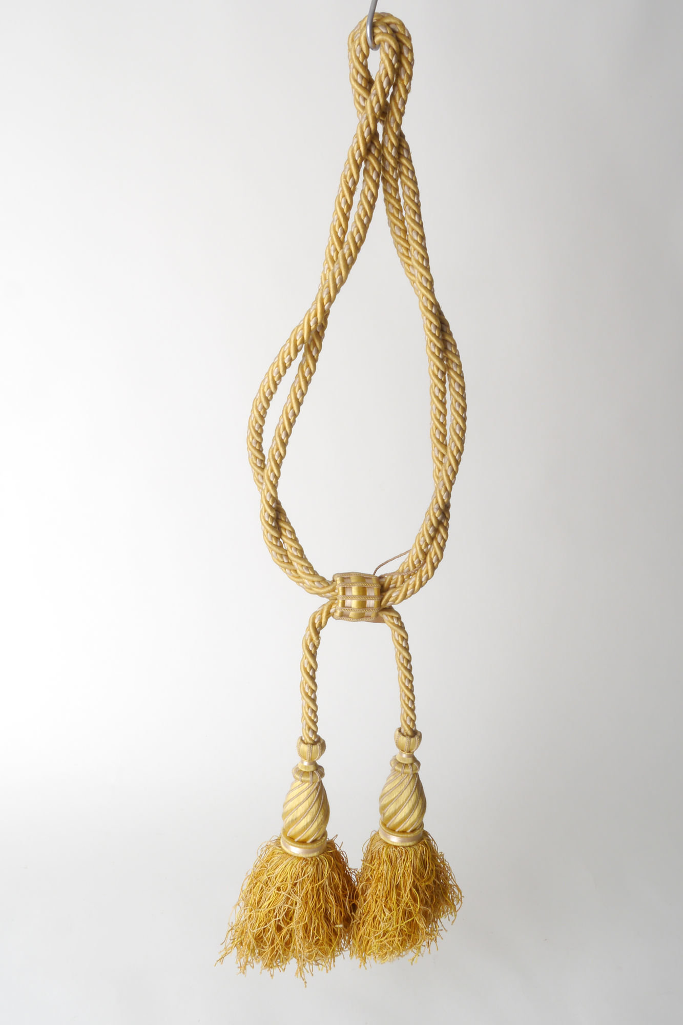 Embrasse om gordijn open te houden met 2 kwasten