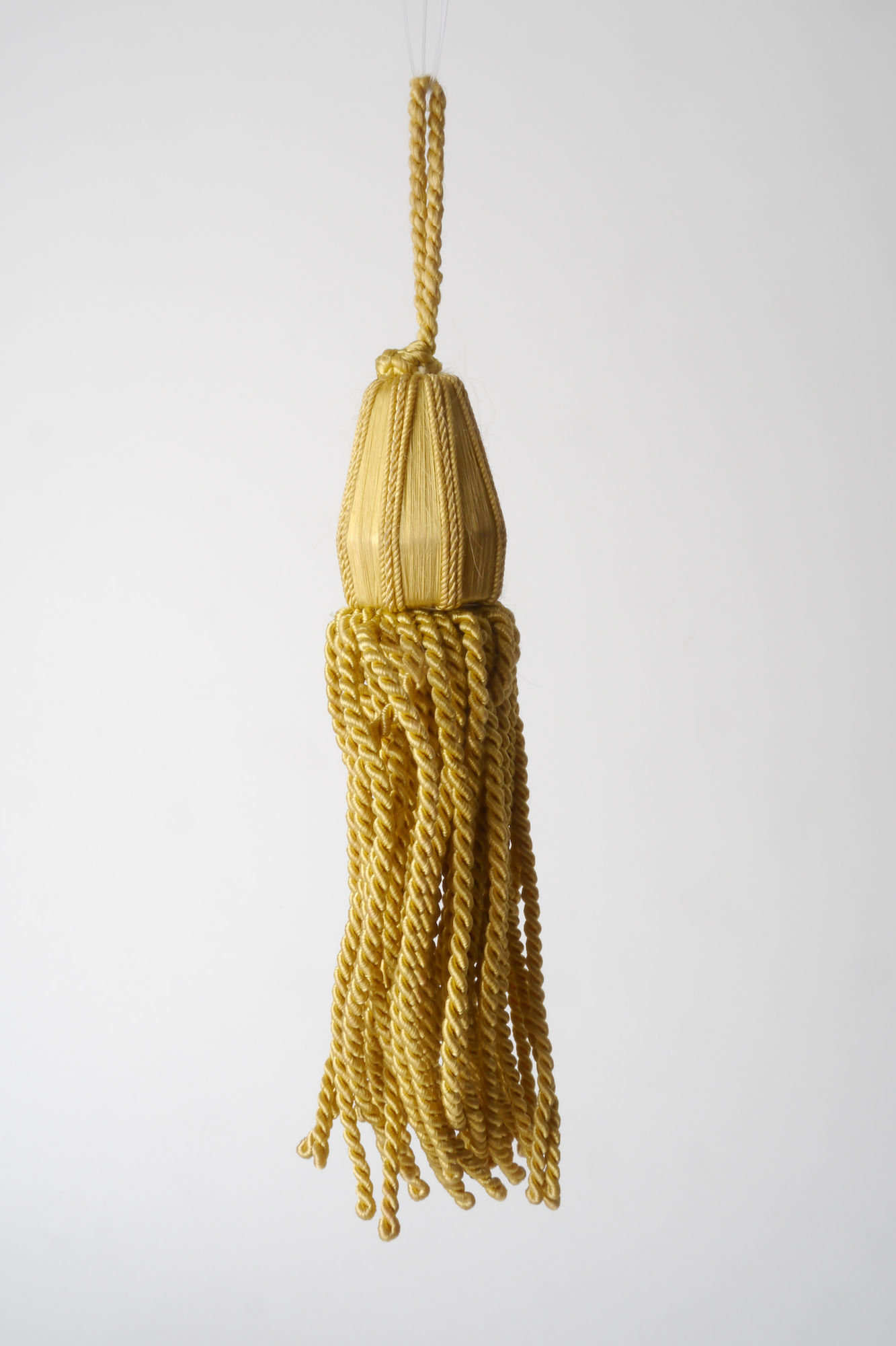 Gland of kwast met vorm en rok