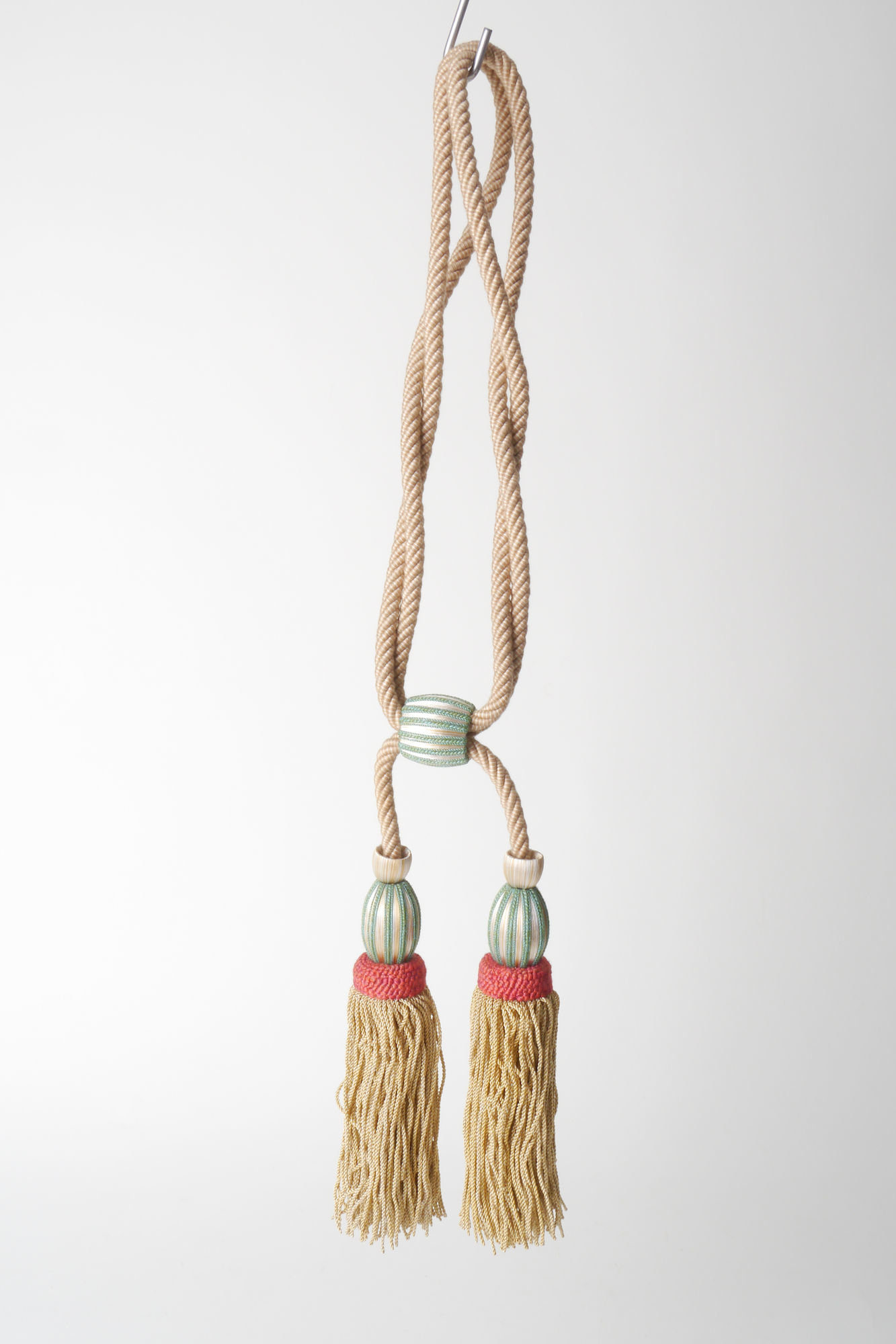 Embrasse om gordijn open te houden met 2 kwasten