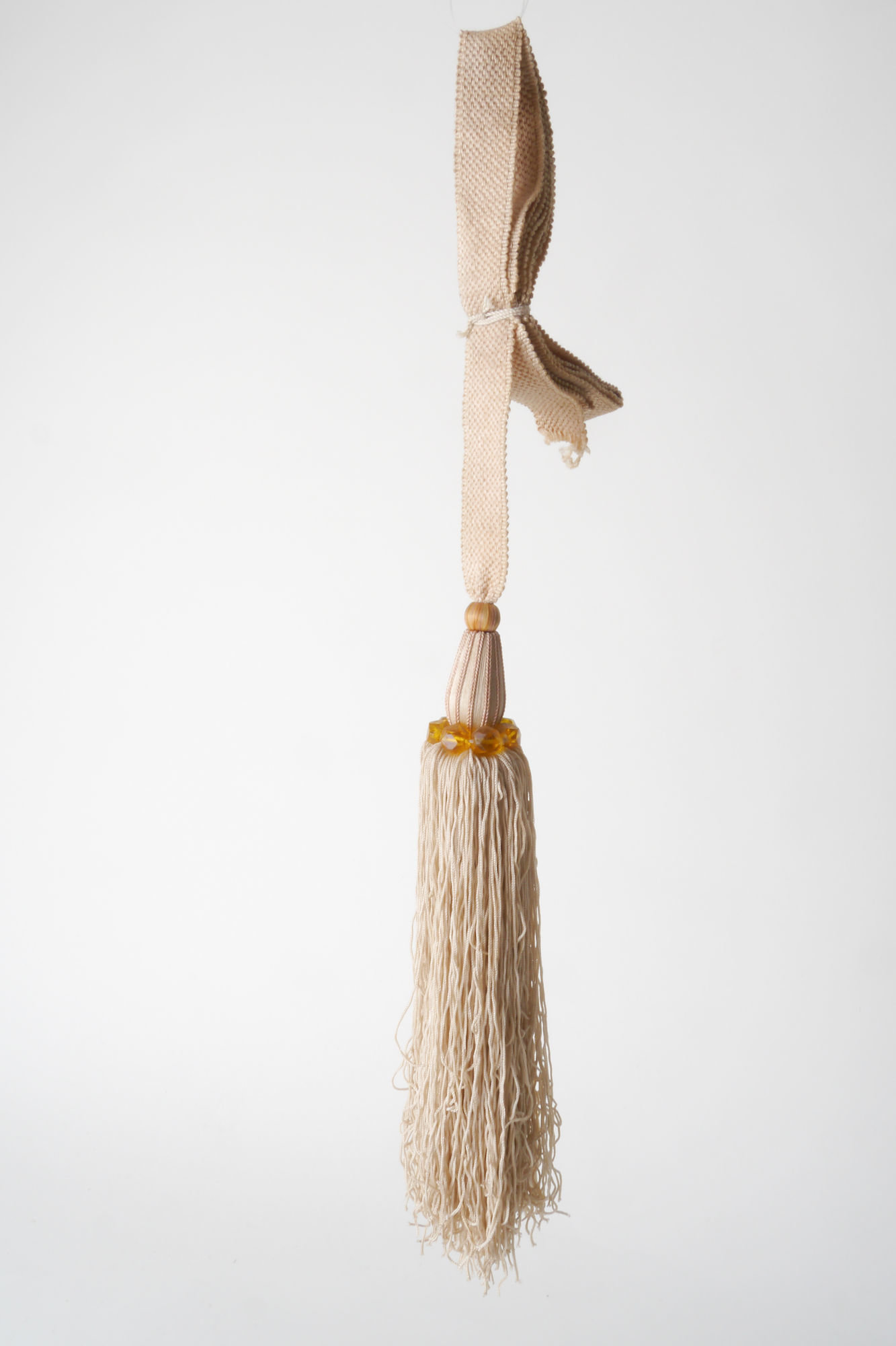 Gland of kwast met 2 vormen, keel en rok