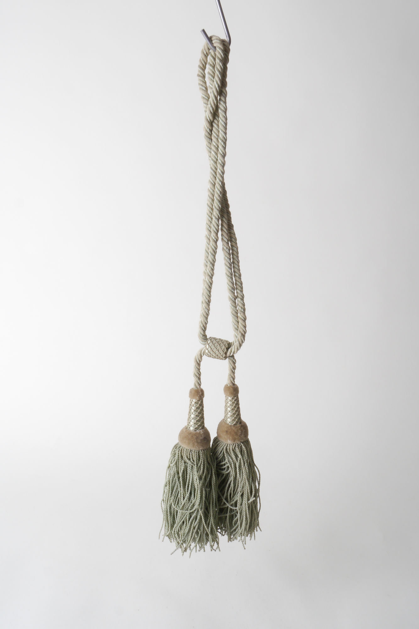 Embrasse om gordijn open te houden met 2 kwasten