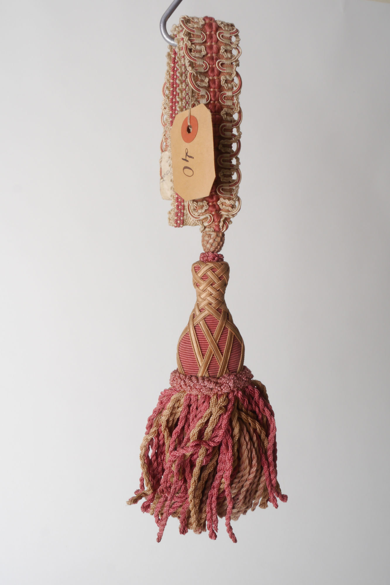 Vlakke embrasse om gordijn open te houden met 1 kwast