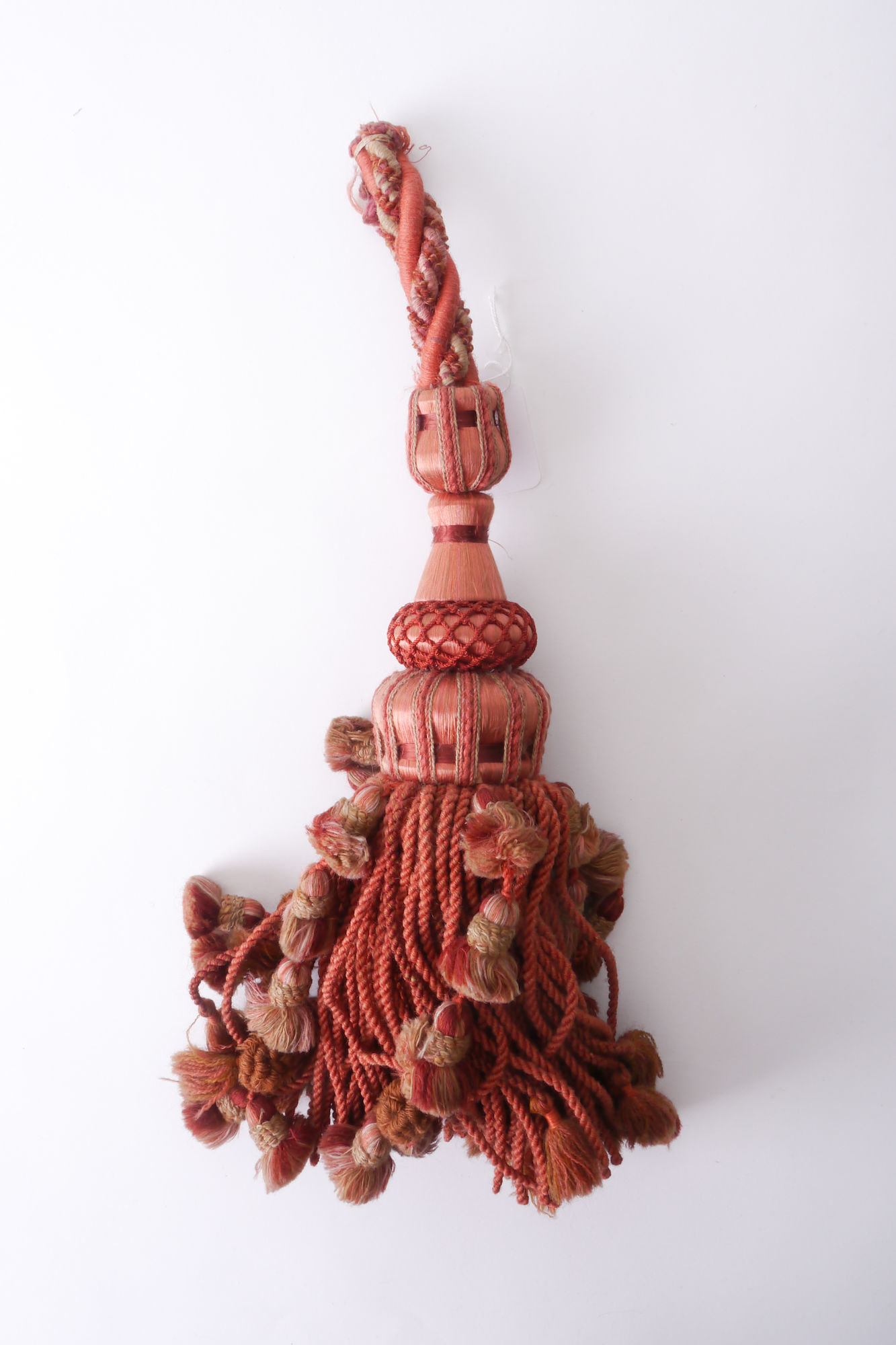 Gland of kwast met 4 vormen, keel en rok