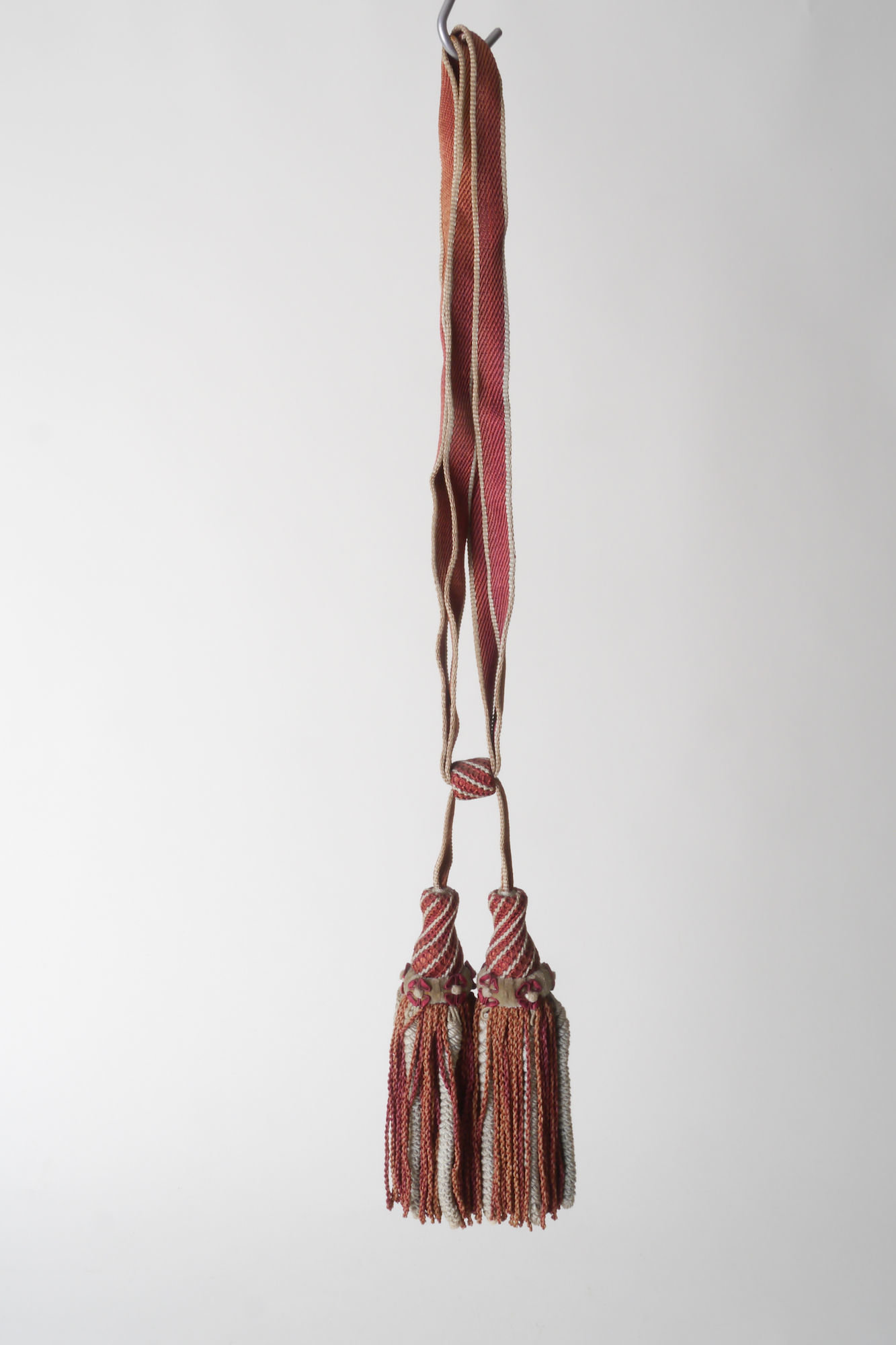 Embrasse om gordijn open te houden met 2 kwasten