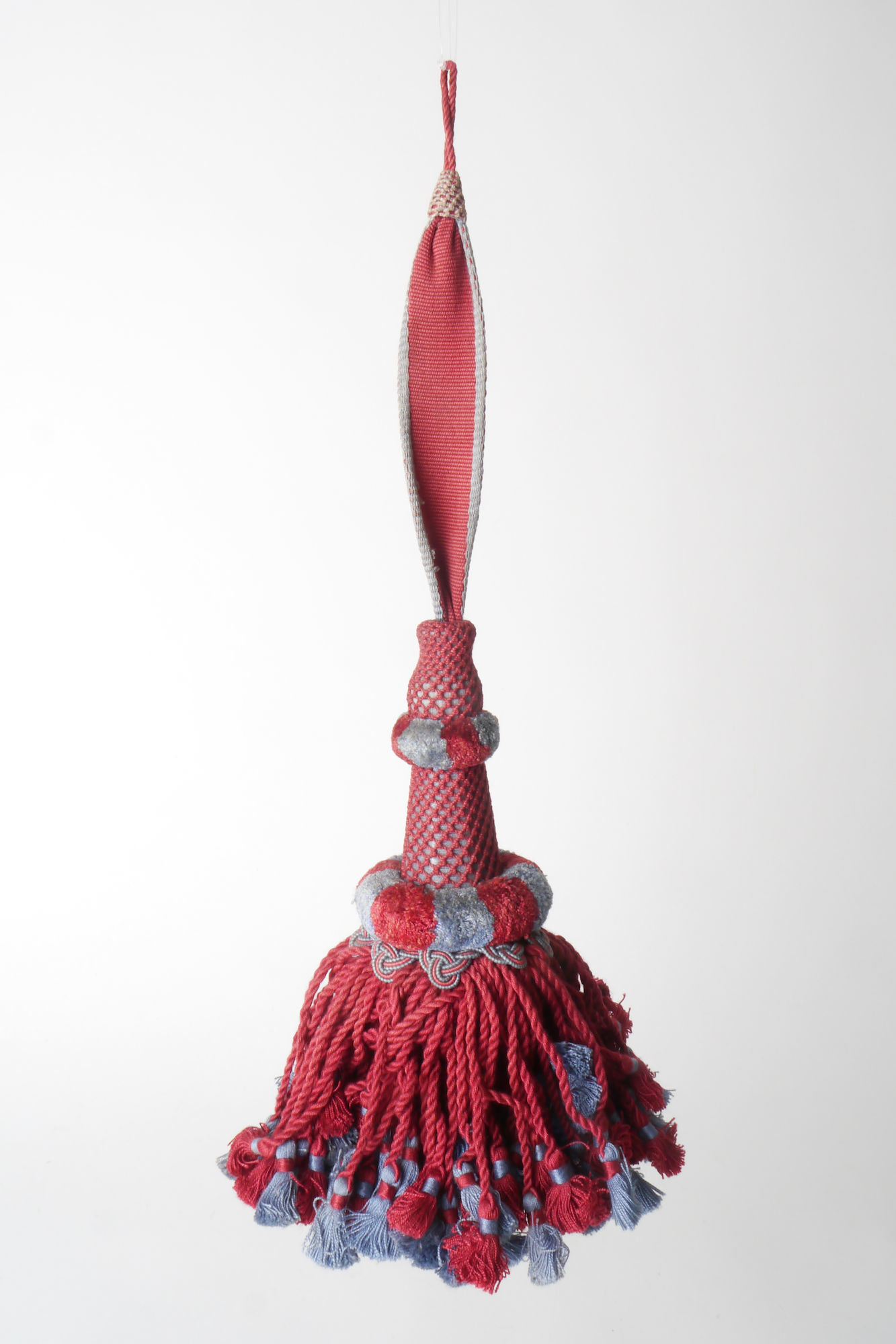 Gland of kwast met 2 vormen, keel en rok