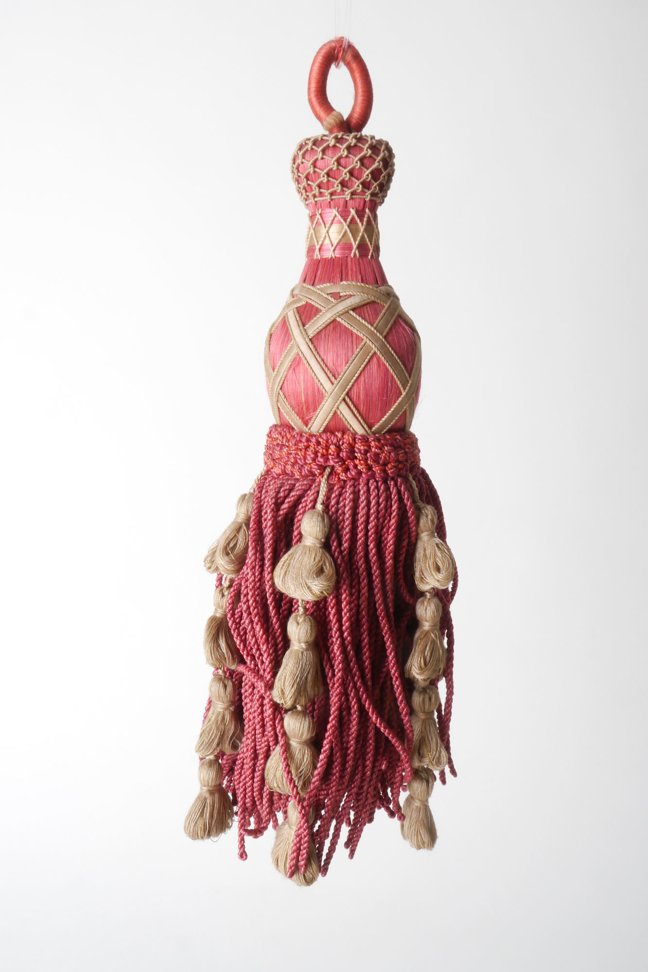 Gland of kwast met vorm, keel en rok