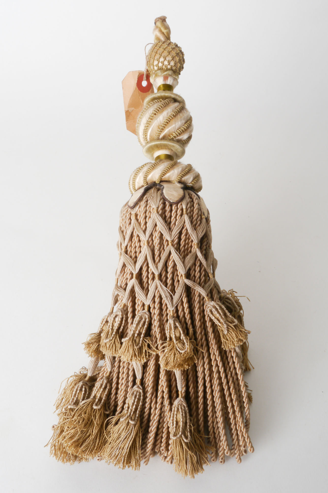 Gland of kwast met 8 vormen, keel en rok