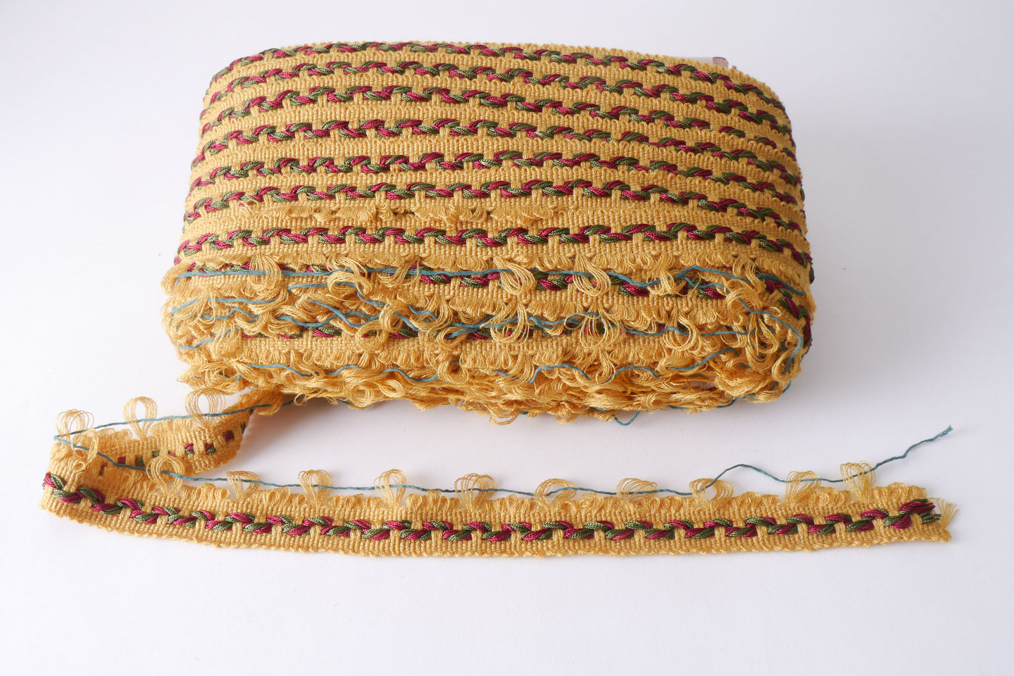 Galon of boord als onderdeel voor het vervaardigen van passement