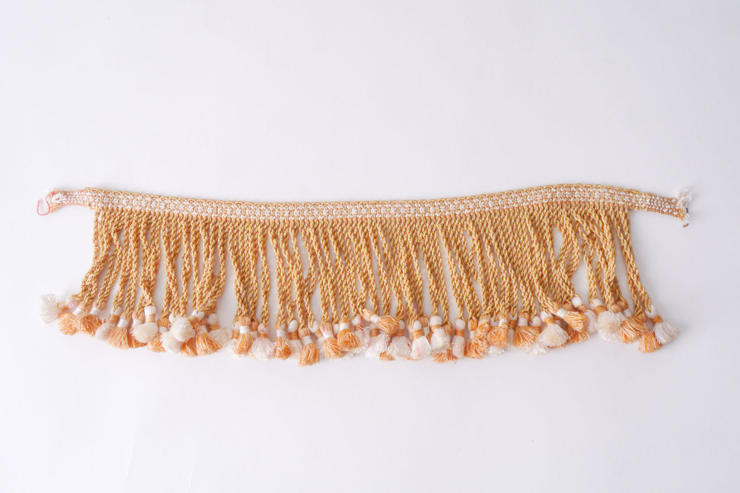 Frange als onderdeel voor het vervaardigen van passement