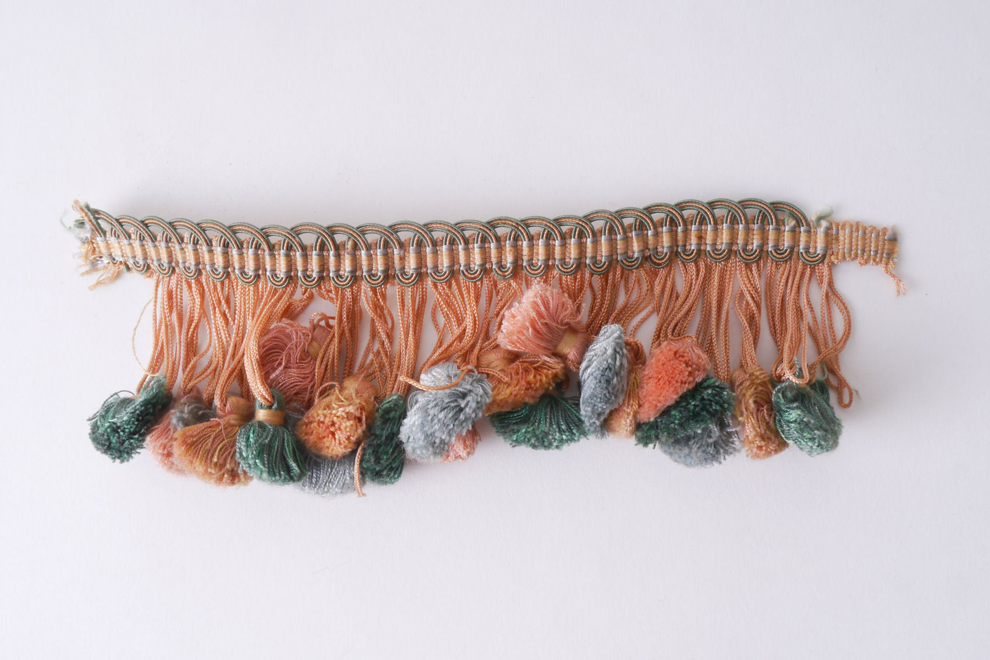 Frange als onderdeel voor het vervaardigen van passement