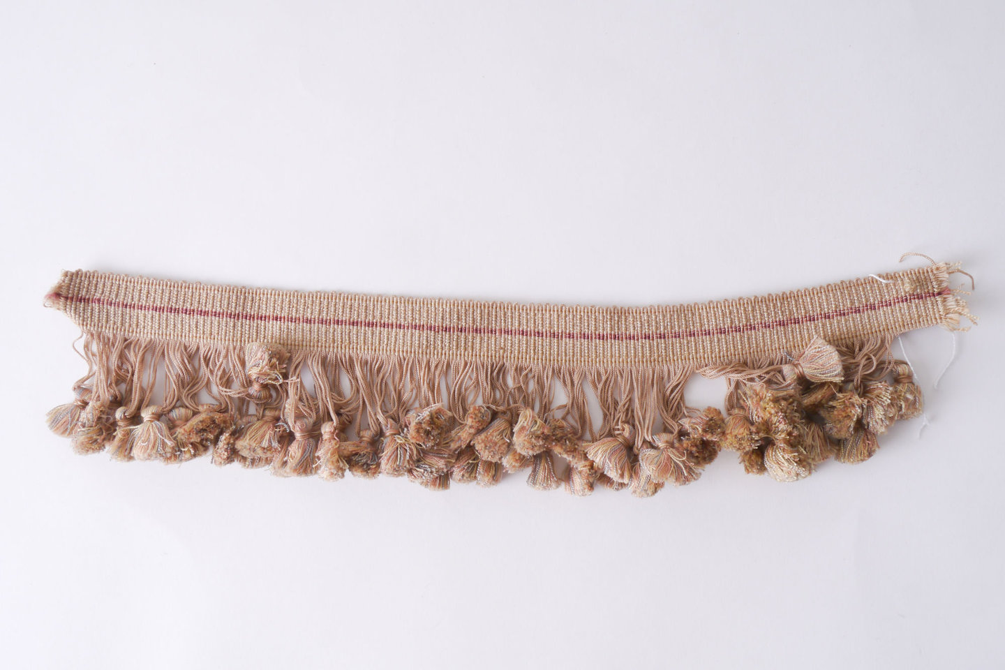 Frange als onderdeel voor het vervaardigen van passement