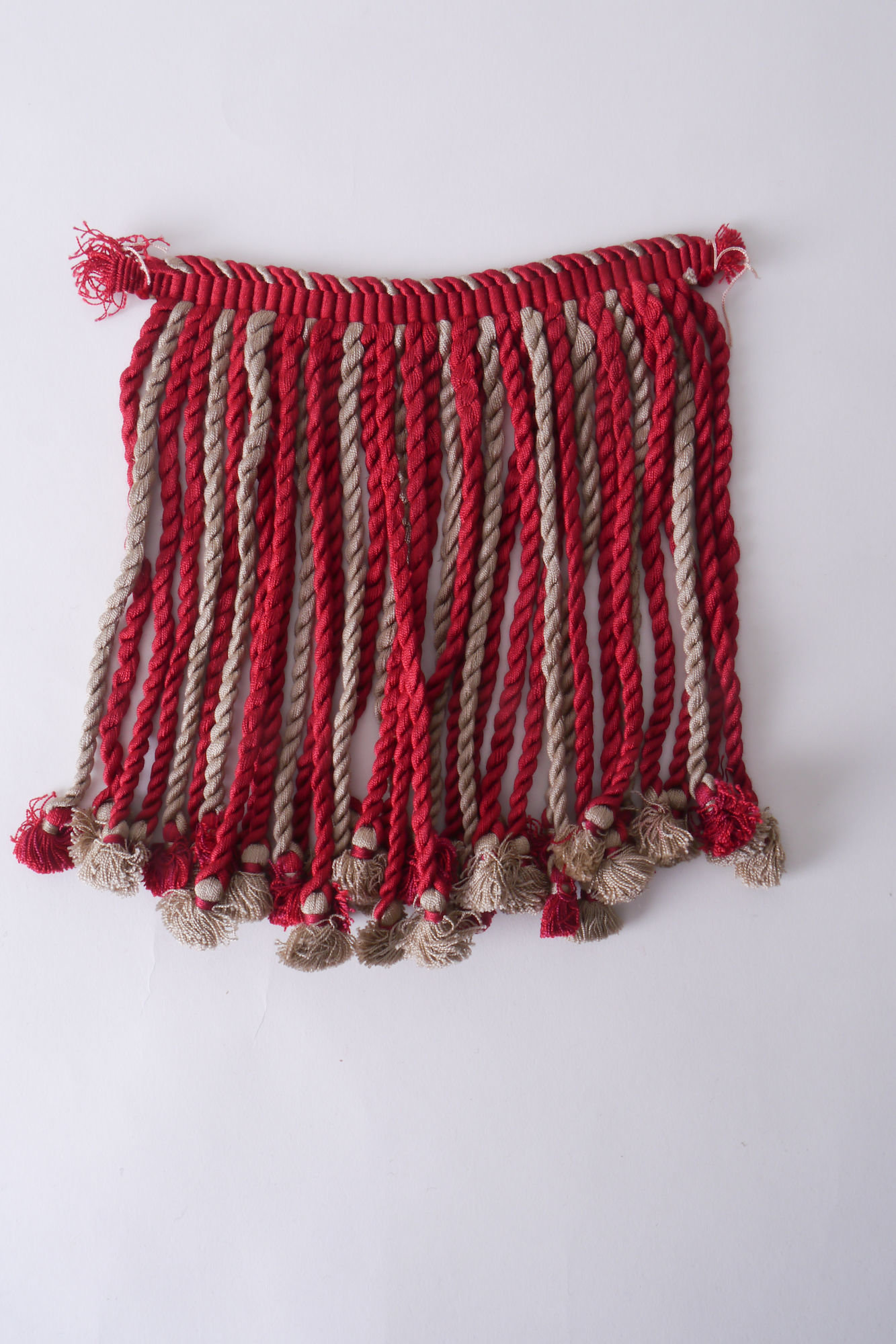 Frange als onderdeel voor het vervaardigen van passement