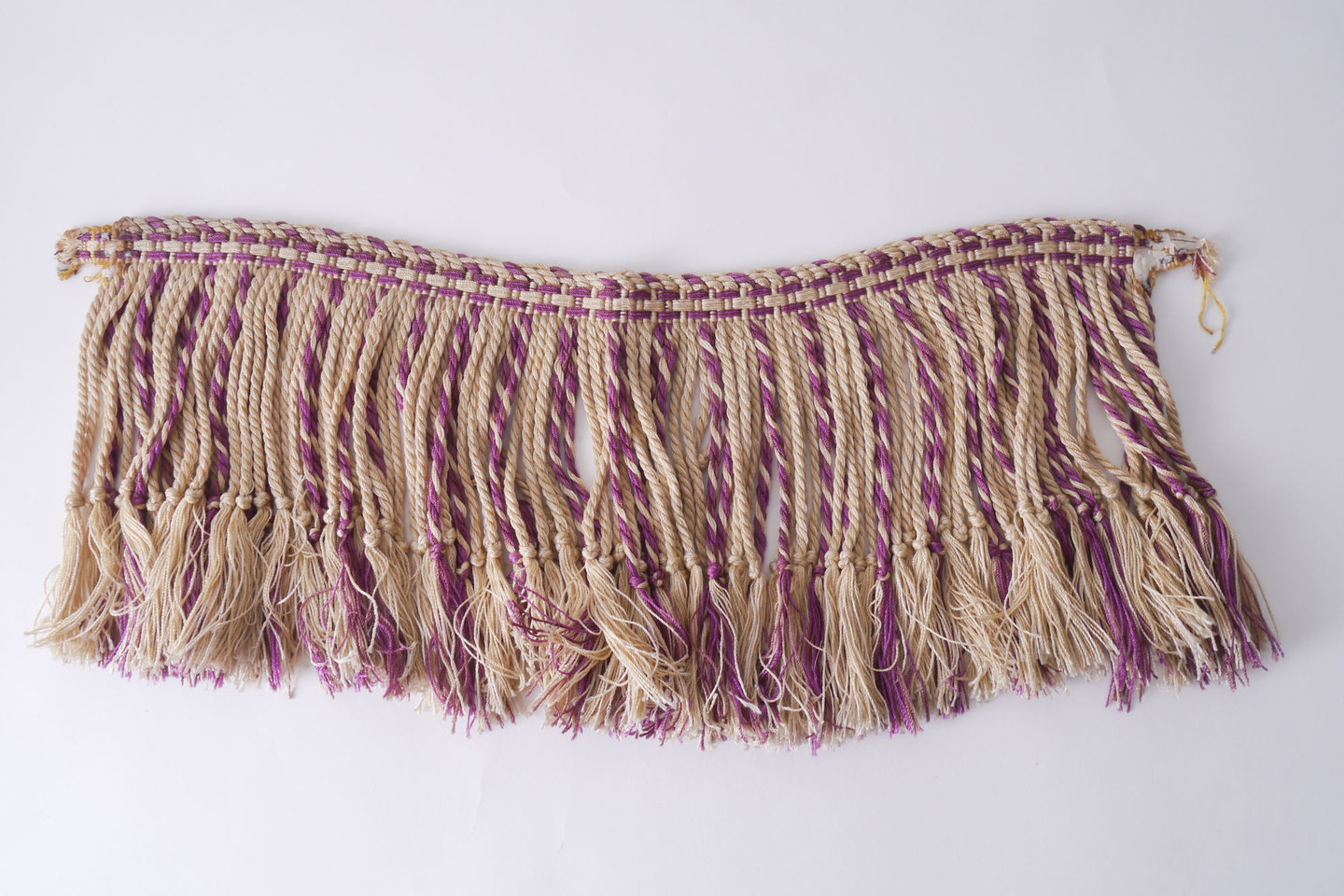 Frange als onderdeel voor het vervaardigen van passement