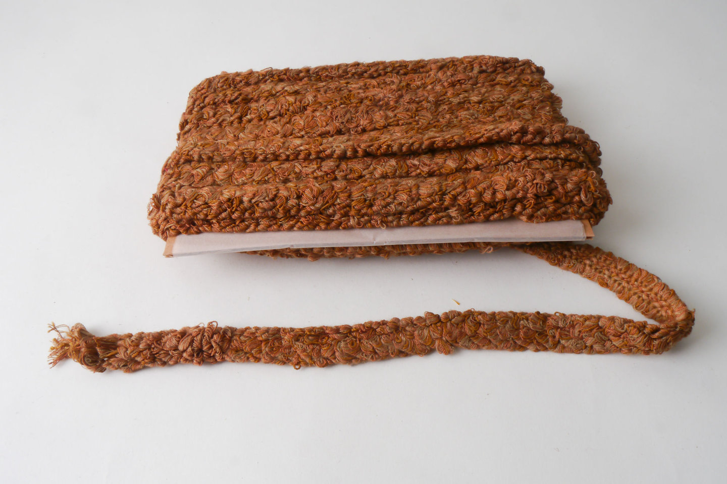 Galon of boord als onderdeel voor het vervaardigen van passement