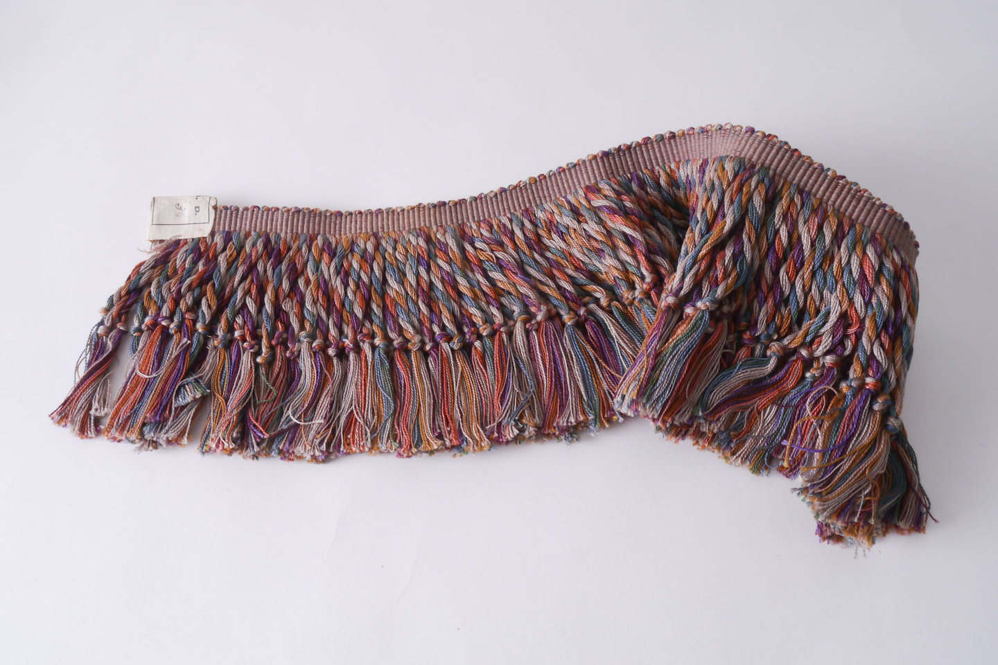 Frange als onderdeel voor het vervaardigen van passement